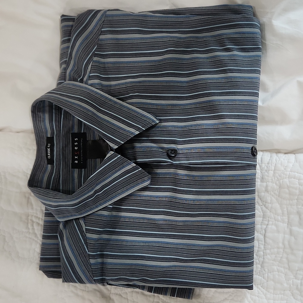 Axcess by claiborne company Mens grey stripped dress shirt size Large